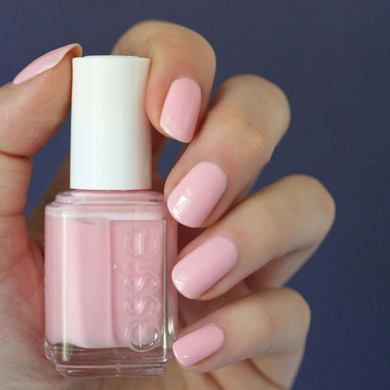 Essie Nail Polish Muchi Muchi 586