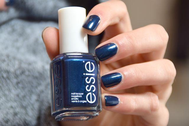 Essie Nail Polish Bell Bottom Blues 936