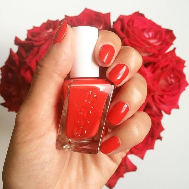 Essie Gel Couture Nail Polish